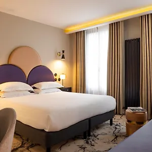 *** Hotel Mondial França